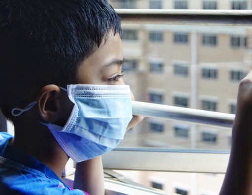 Virus Corona Mewabah, Perlukah Anak-anak Memakai Masker?