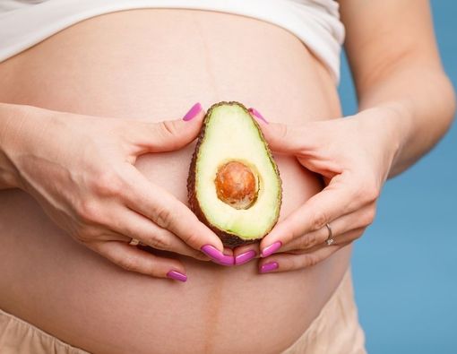 Daftar Makanan Berlemak yang Baik untuk Ibu Hamil