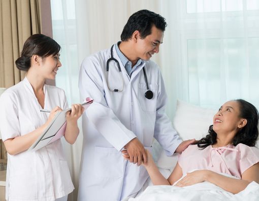 Apa Saja Tugas Dokter yang Tidak Boleh Dikerjakan Perawat?