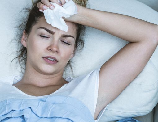 Penyebab Alergi Anda Memburuk di Malam Hari