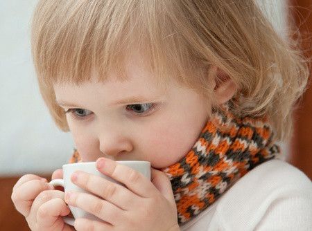 Apa yang Harus Dilakukan Jika Si Kecil Alergi Dingin?