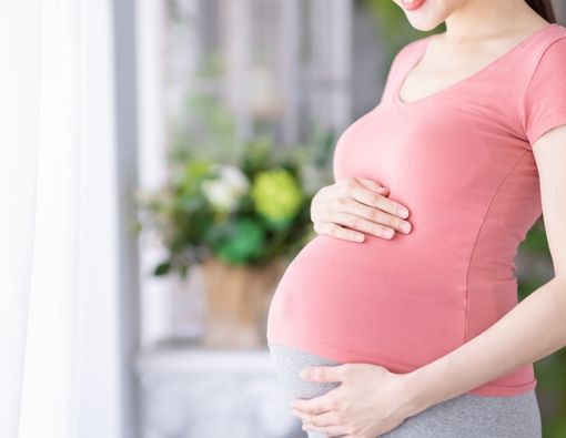 13 Pantangan untuk Ibu Hamil yang Sebaiknya Dihindari