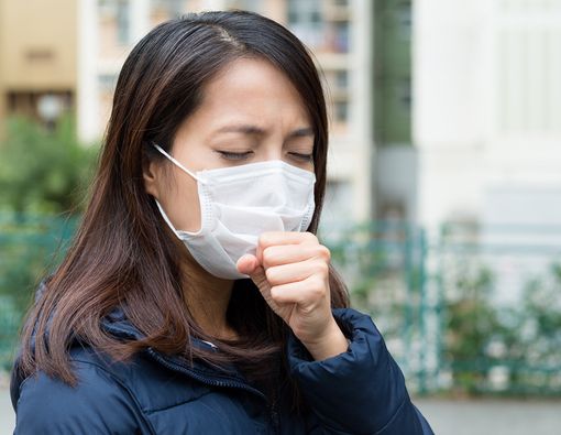 Batuk Berdahak di Pagi Hari, Kenali Kemungkinan Penyebabnya