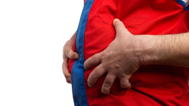 Awas, Perut Kembung Akibat 7 Makanan ini Saat Buka Puasa