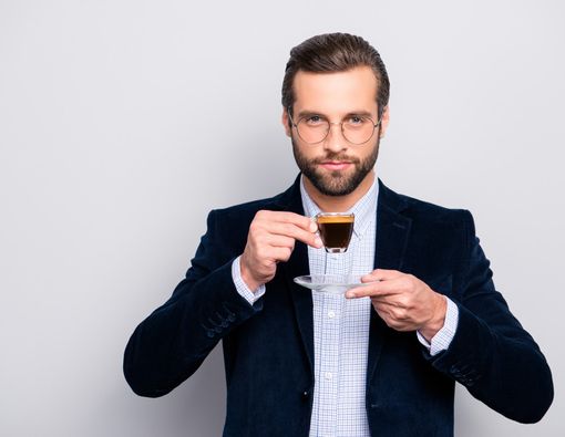 Berapa Lama Kopi Bisa Menahan Kantuk?