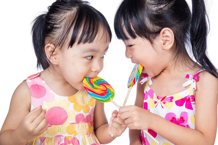 Kiat Mengatasi Kecanduan Gula pada Anak