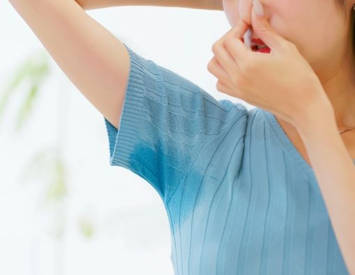 15 Penyebab Paling Sering dari Bau Ketiak dan Bau Badan Tak Sedap