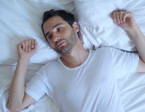 7 Tips Menenangkan Otak yang Terlalu Aktif