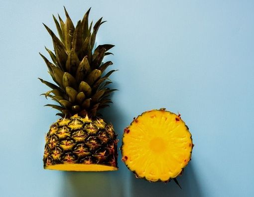 Sering Makan Nanas Bisa Picu Kista Ovarium?