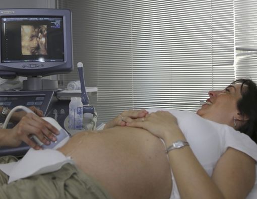 Mengenal Dokter Fetomaternal dan Kompetensinya terkait Kandungan