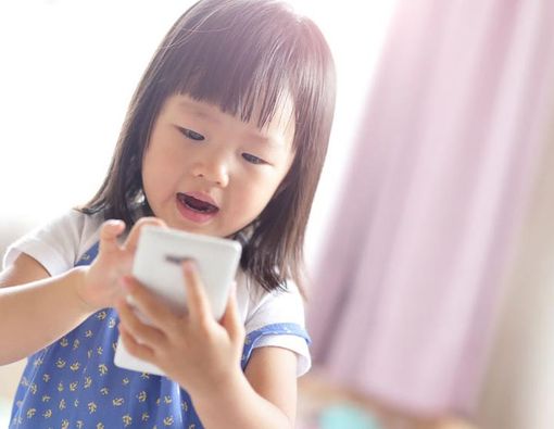 Kiat Atasi Anak Kecanduan Gawai