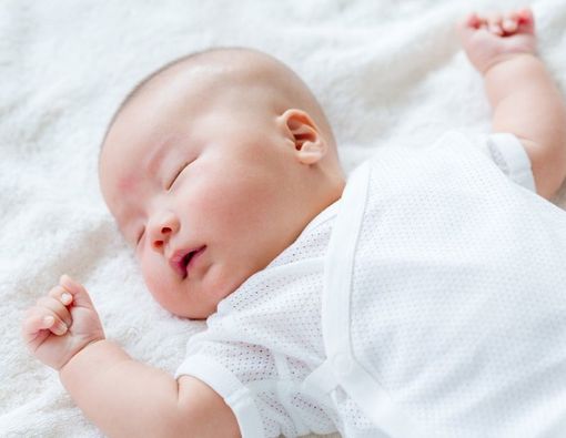 Mitos Bayi Tidur yang Harus Orang Tua Tahu