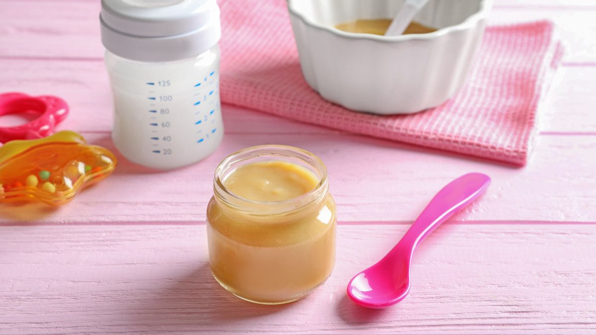 Benarkah Makanan Kemasan Bayi Mengandung Bahan Kimia?