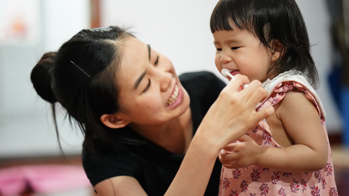 Waktu yang Tepat bagi Anak untuk Mulai Sikat Gigi