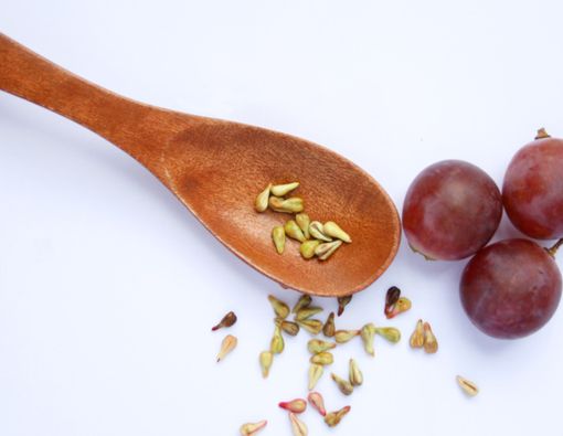 Sering Dilepeh, Ternyata Biji Anggur Ada Manfaatnya!