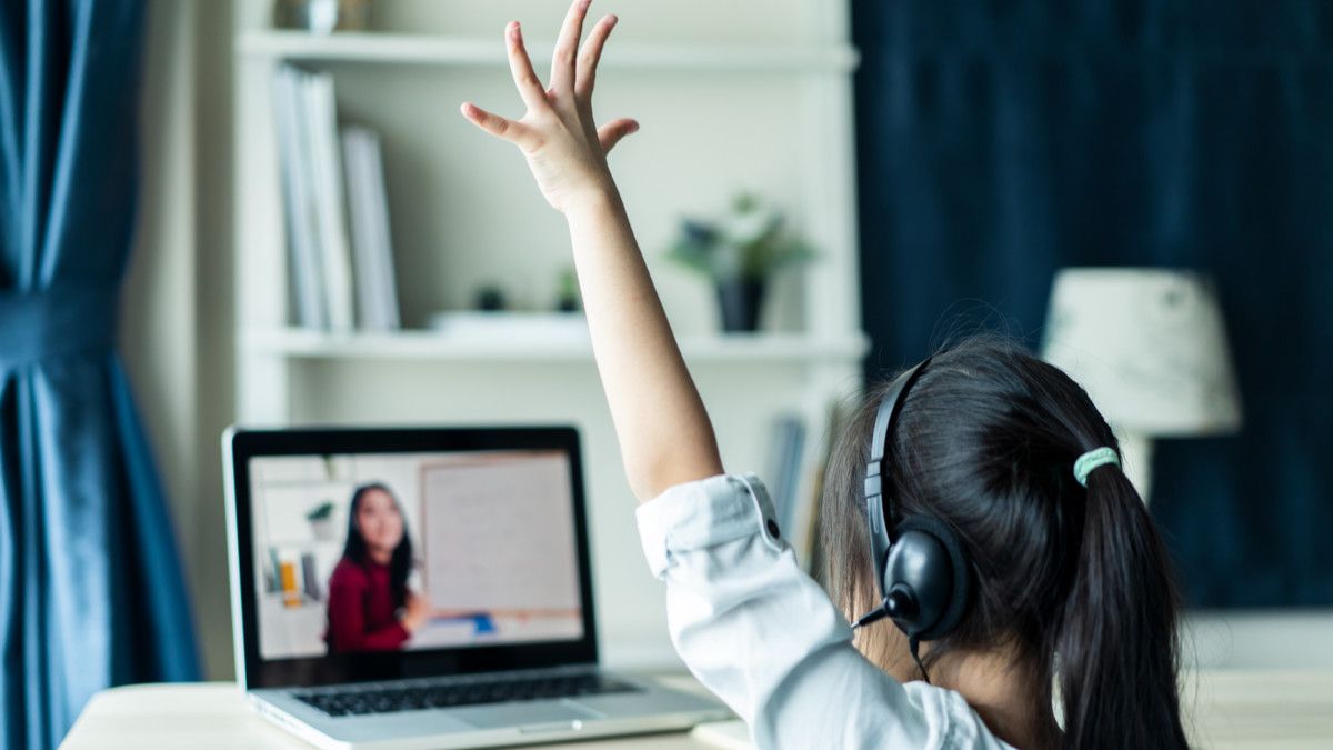 Anak Lebih Nyaman Sekolah Online, Bisa Jadi Ini Alasannya!