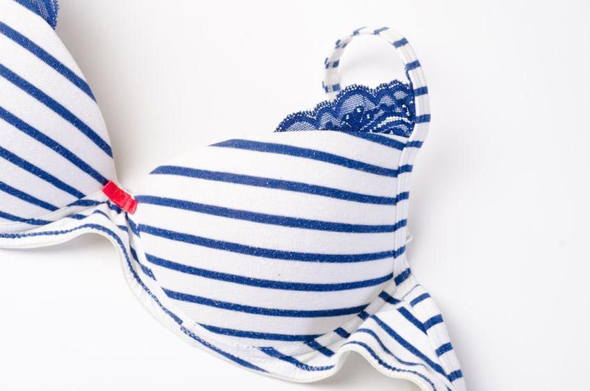 Mitos Tentang Bra yang Tidak Perlu Anda Percaya