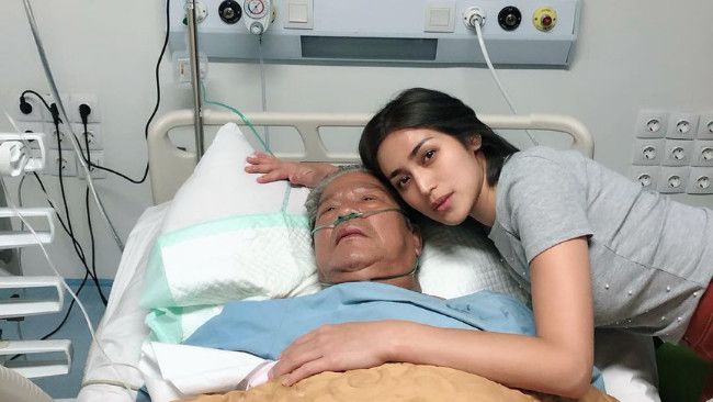 Ayah Jessica Iskandar Jalani Operasi akibat Sakit Batu Ginjal