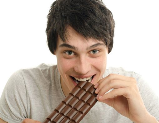 Jangan Lupa Sikat Gigi Setelah Konsumsi Makanan Ini!