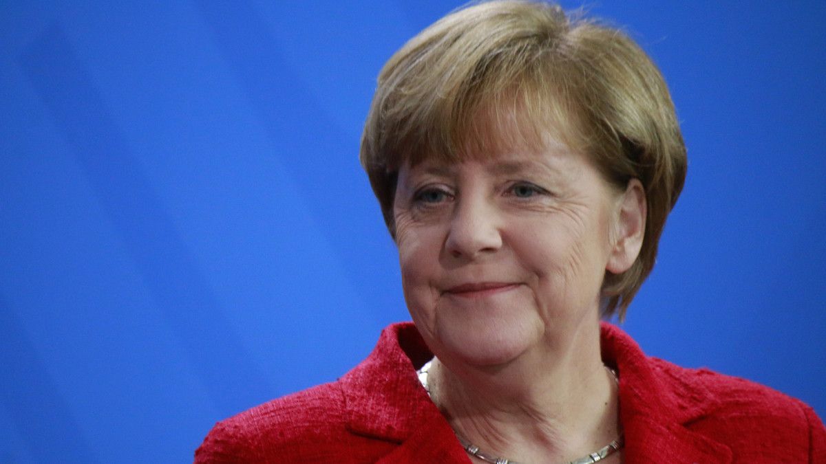Angela Merkel Gemetar Lagi, Benarkah Hanya karena Dehidrasi?