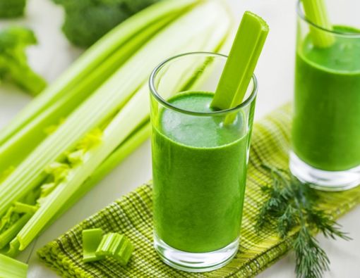 Benarkah Jus Seledri Bermanfaat Mencuci Ginjal?