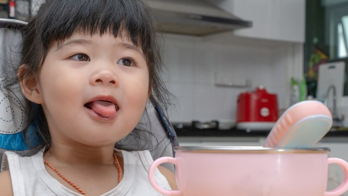 Tongue Thrust, Kebiasaan Menjulurkan Lidah pada Anak
