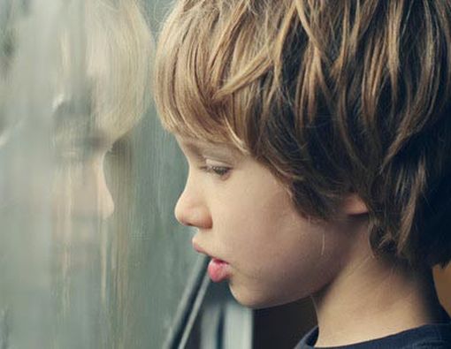 Kenali Gejala Autis Sejak Dini