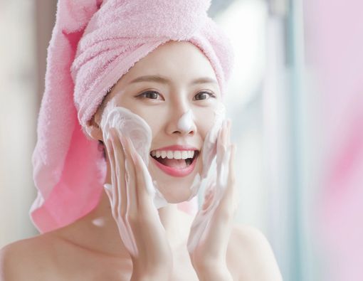 Pentingnya Cuci Muka Setelah Menggunakan Masker Seharian