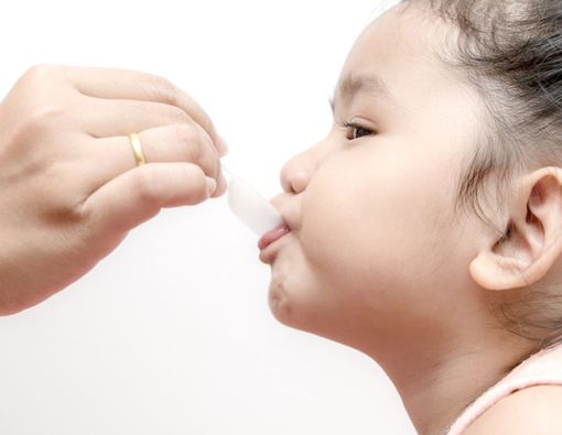  Efek Samping Vitamin untuk Anak yang Mengandung Bahan-Bahan Ini