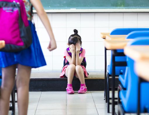 Tips Menangani Anak yang Tak Mau Ditinggal di Sekolah