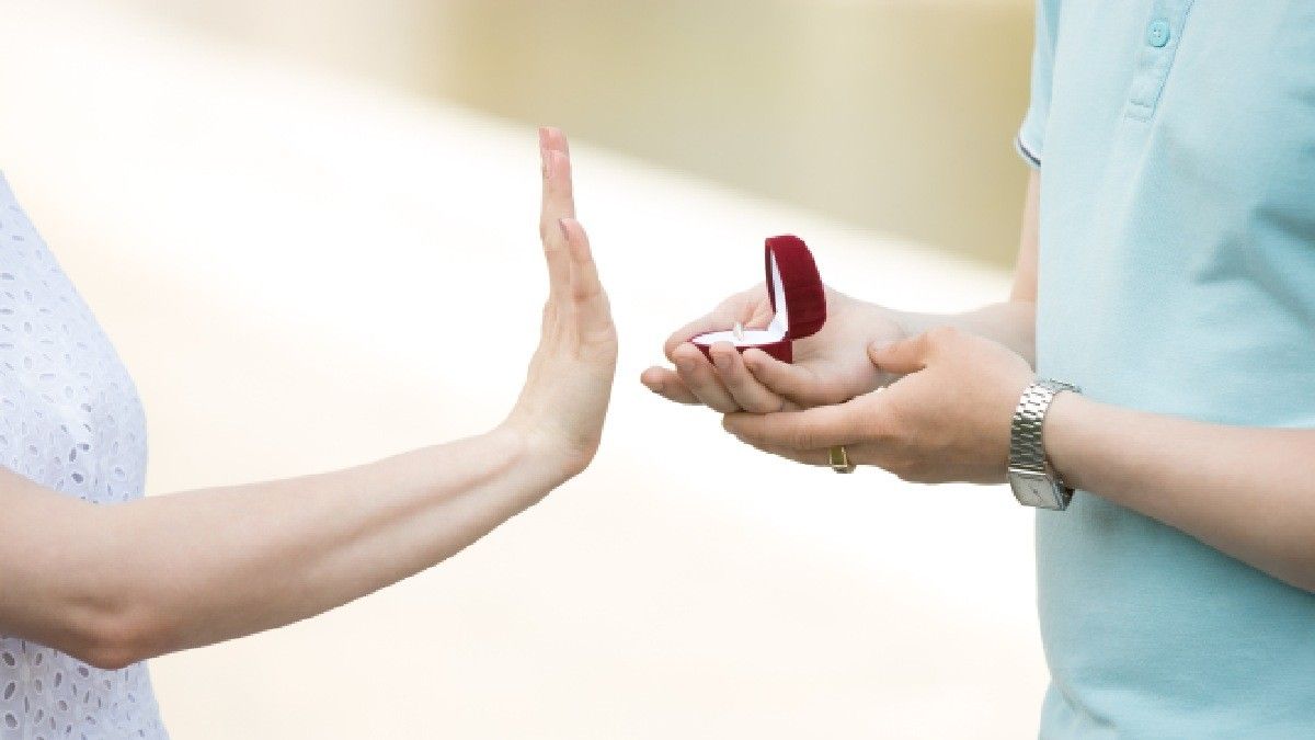 Tips Bangkit dari Keterpurukan setelah Gagal Menikah