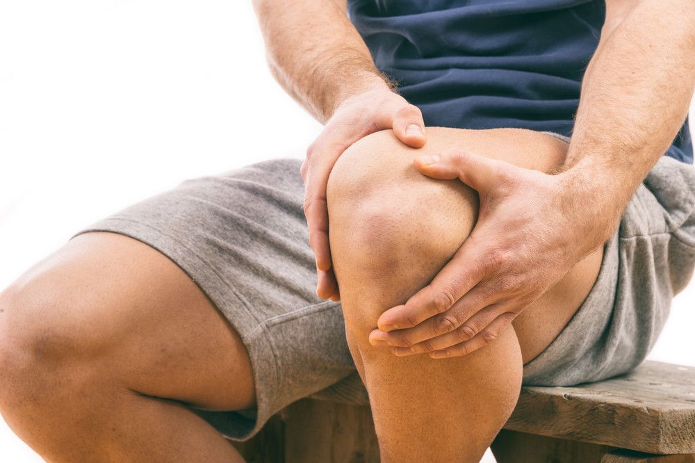 Lakukan 9 Hal Ini Saat Anda Nyeri Lutut