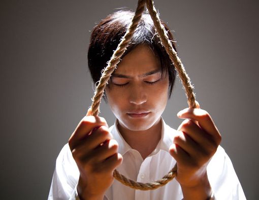 Bunuh Diri Akibat Kebanyakan Kerja, Mungkinkah?