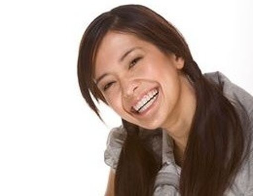 Cegah Keriput Muncul Dini dengan Tertawa