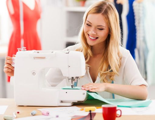 Menjahit, Hobi Kuno yang Bermanfaat untuk Kesehatan