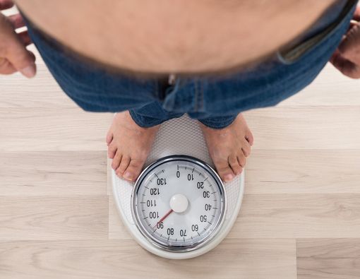 Penyebab Berat Badan Naik Setelah Nonton Piala Dunia