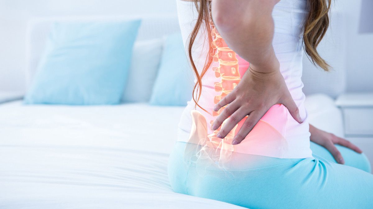 Sering Nyeri Punggung? Waspada Risiko Skoliosis