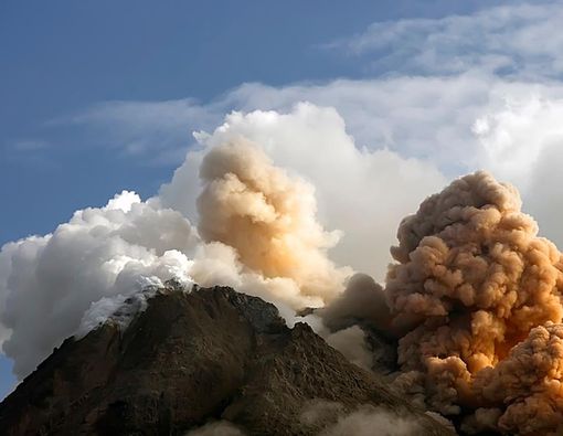 Bahaya Gangguan Pernapasan Akibat Letusan Gunung Merapi