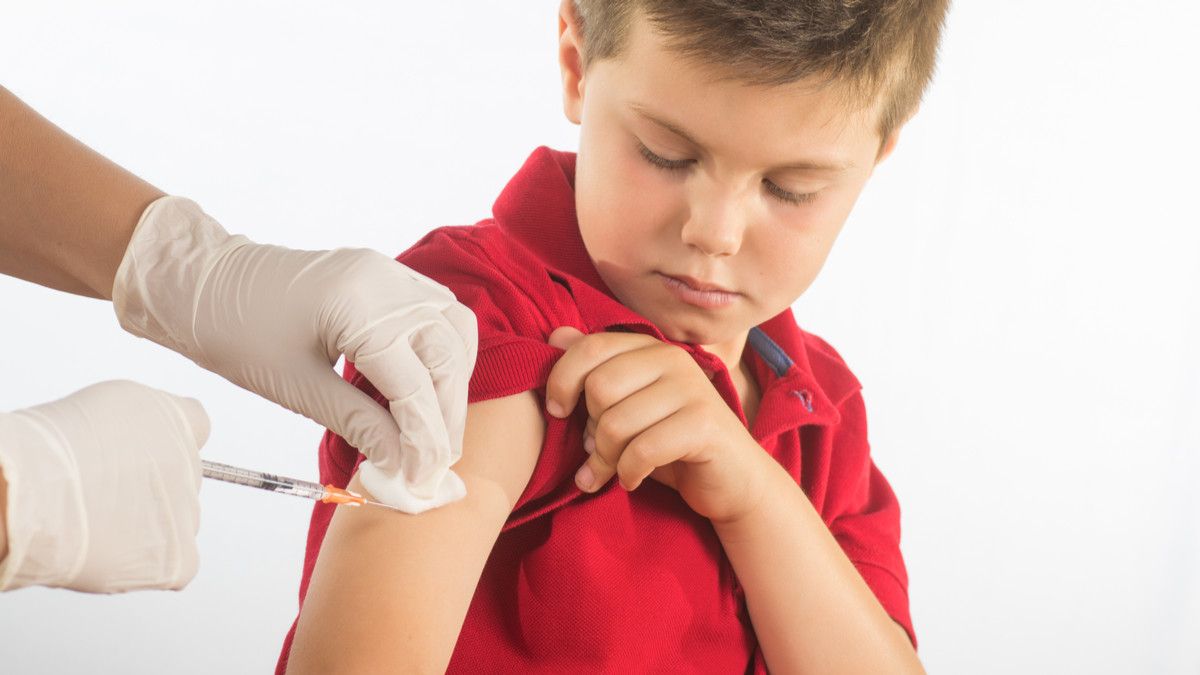 Selain Imunisasi Wajib, Perlukah Imunisasi Tambahan untuk Anak Anda?
