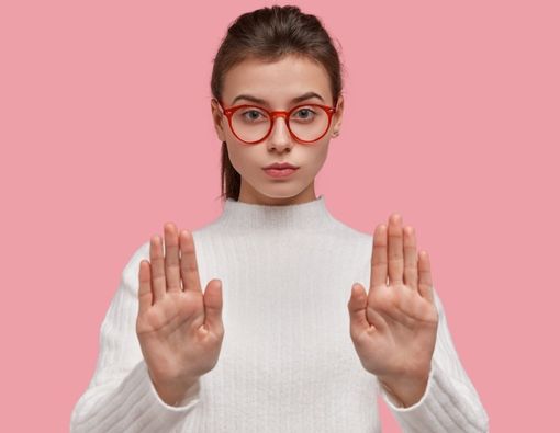 Memahami Tindakan Melanggar Aturan dari Kacamata Psikolog