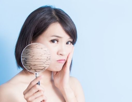 Bahaya di Balik Penggunaan Kosmetik Setiap Hari