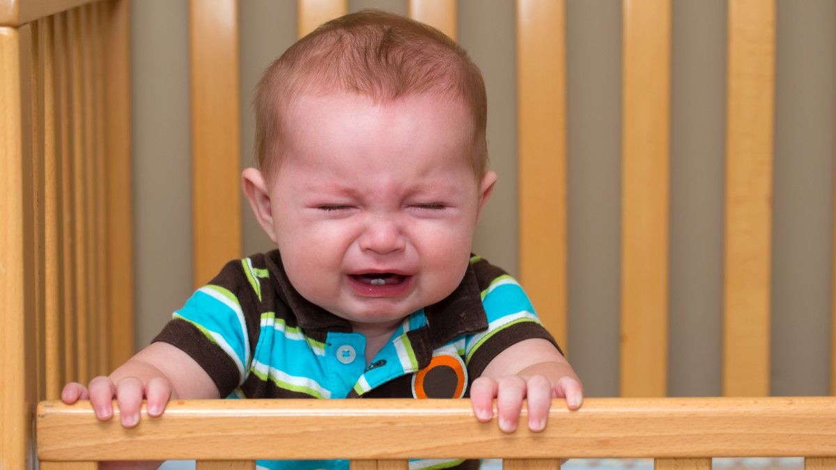 Kiat Jitu agar Bayi Tak Rewel Saat Minum Obat