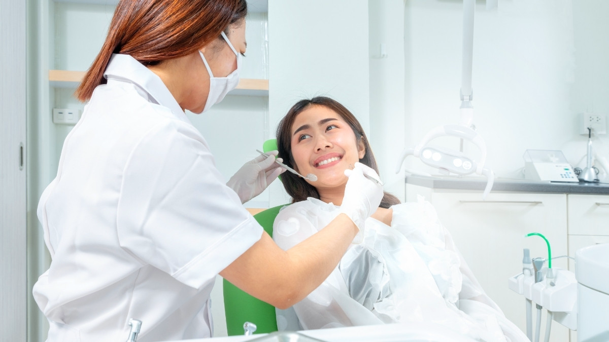 Apa Bedanya Tambal Gigi Sementara dan Permanen?