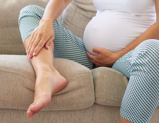 8 Cara Ampuh untuk Mengatasi Kram Kaki saat Hamil