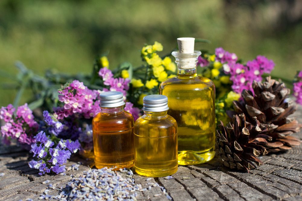 5 Jenis Essential Oil yang Aman untuk Ibu Hamil