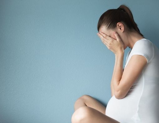 Benarkah Pre-Baby Blues saat Hamil Bikin Ibu Telat Melahirkan?