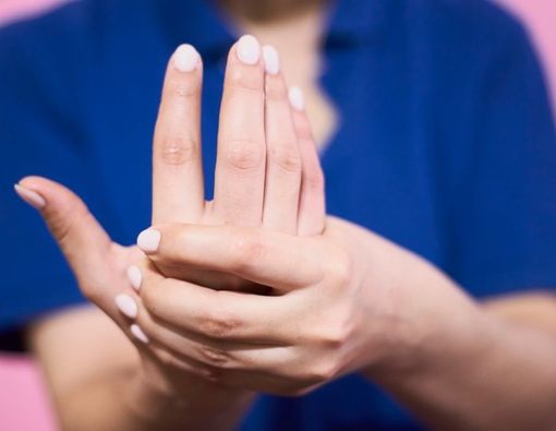 Penyebab dan Cara Atasi Carpal Tunnel Syndrome Saat Hamil