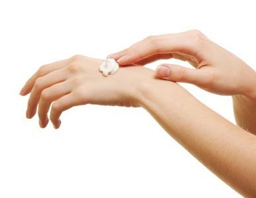 Kulit Kering Bisa Menjadi Lembap dengan Cara Ini