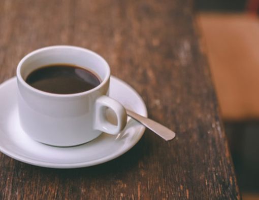 Hindari Konsumsi Ini Saat Makan Malam agar Bisa Tidur Nyenyak