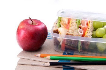 Waspadai Penyakit Akibat Jajanan Terkontaminasi pada Anak di Sekolah